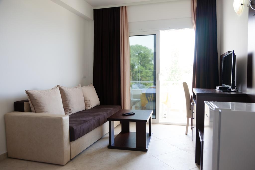 Apartments Art Ulcinj Room photo